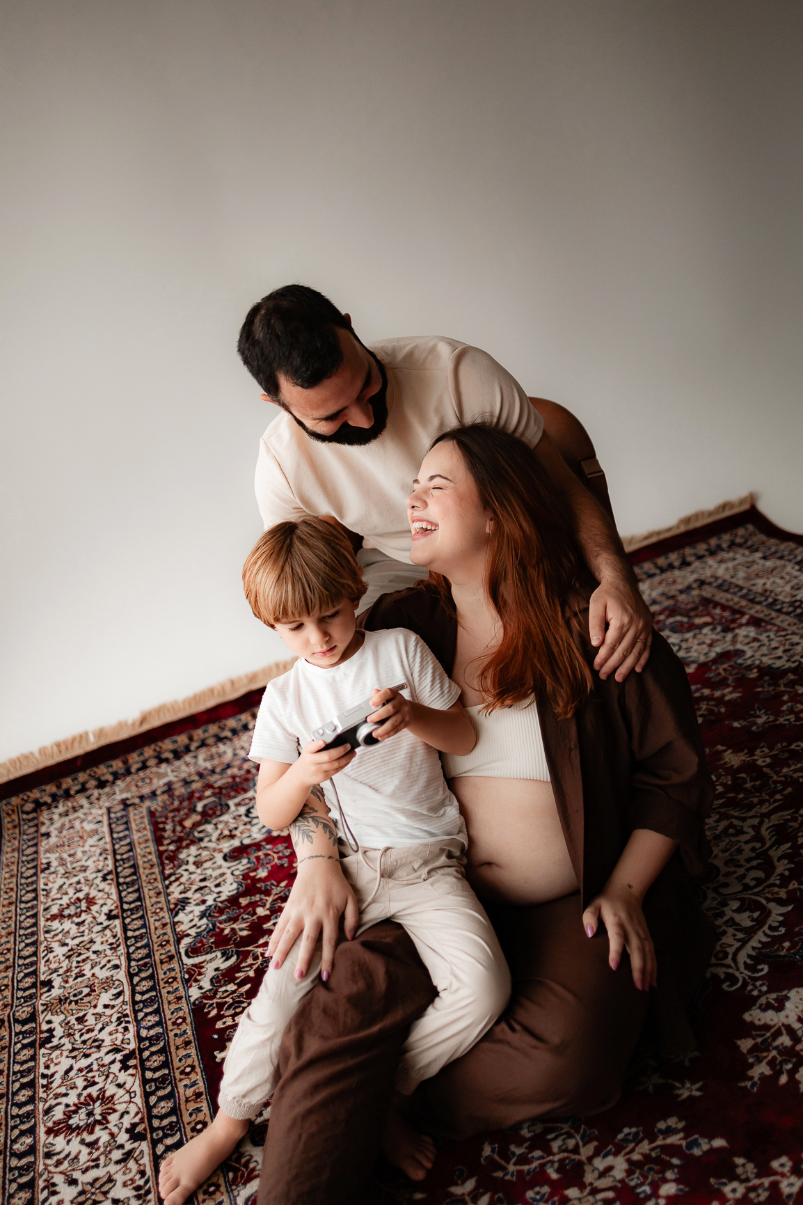 Família com criança fotografando